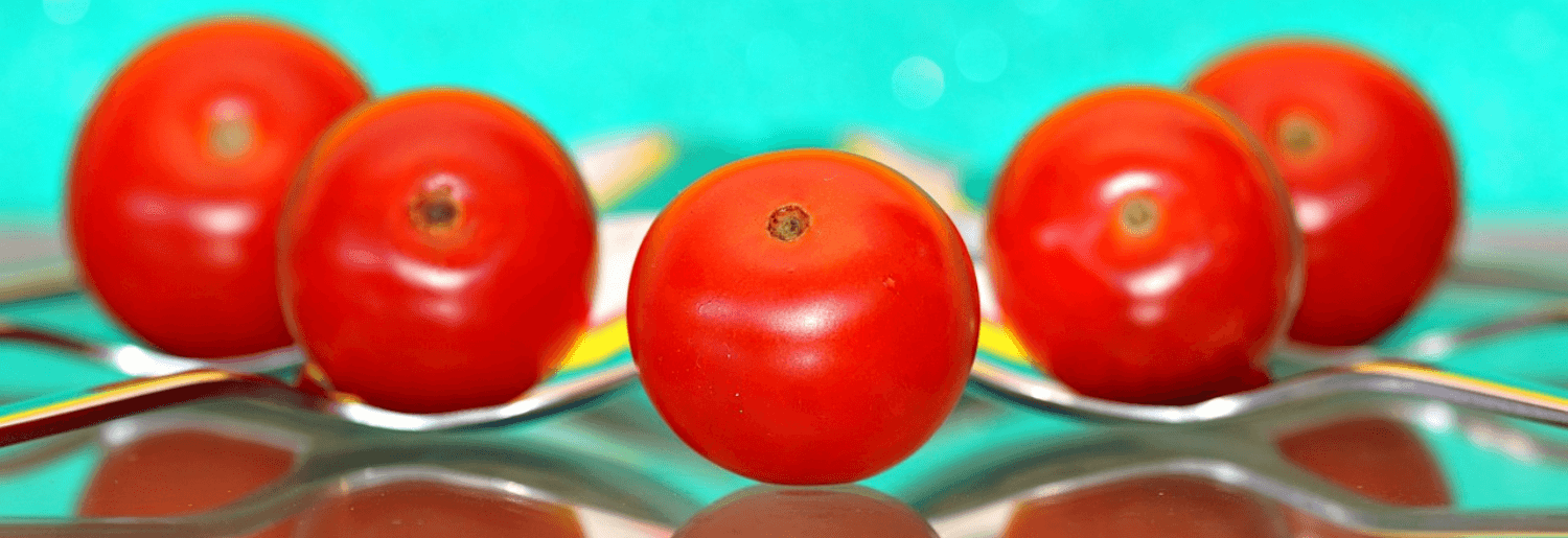 ☀️ Rouge, juteuse et pleine de goût… la tomate est LA star de l’été !
